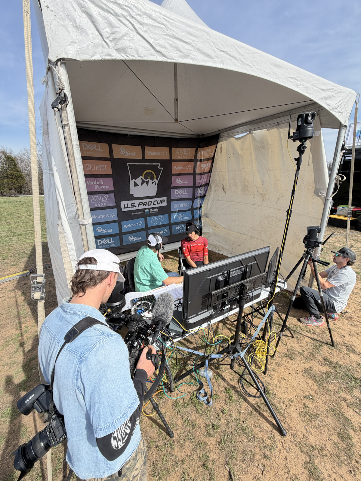 Outdoor live interview production